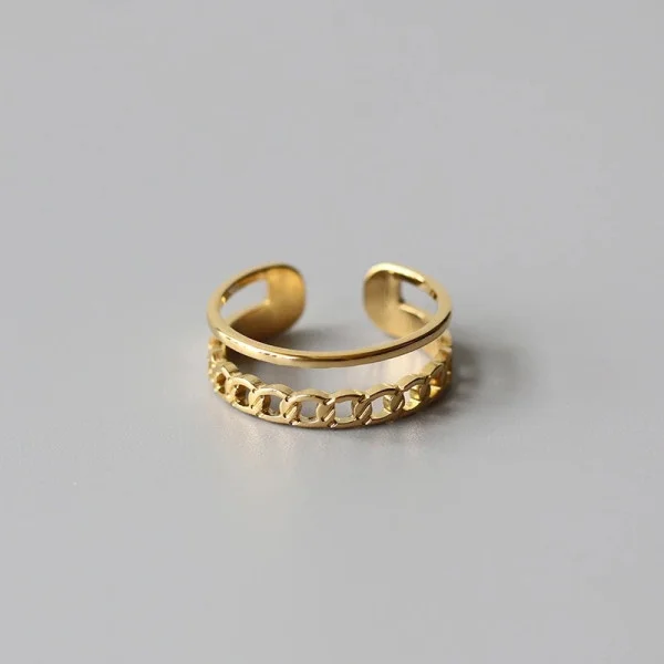 Gold Women Rings in Pakistan