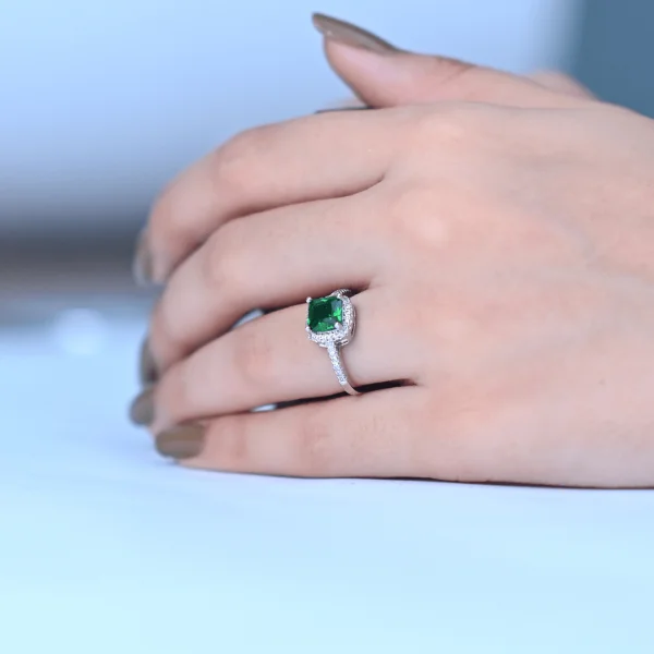 Emerald Women Rings in Pakistan
