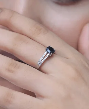 Women Black Stone Rings in Pakistan