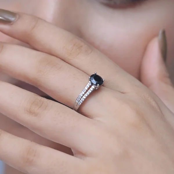 Women Black Stone Rings in Pakistan