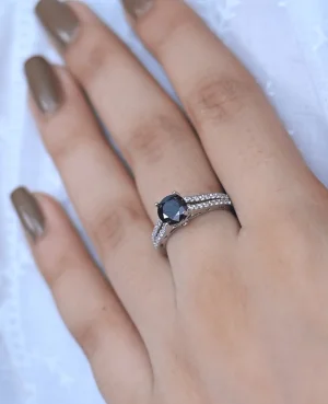 Women Black Stone Rings in Pakistan