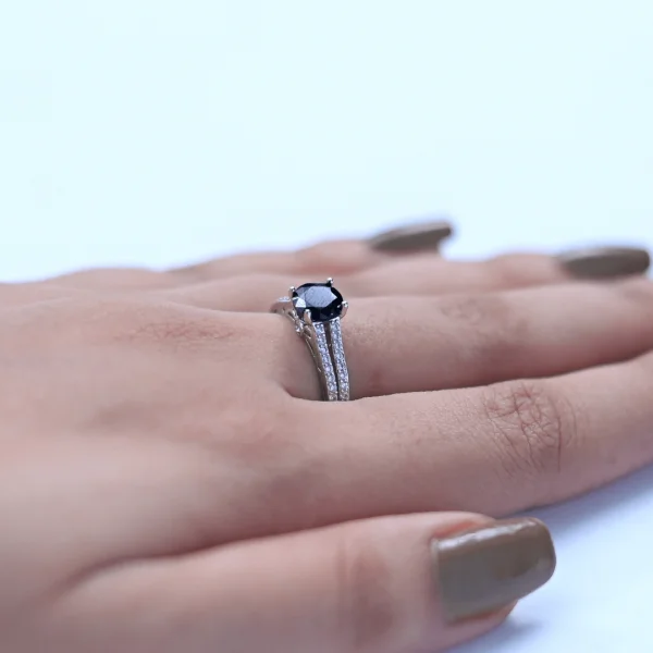 Women Black Stone Rings in Pakistan