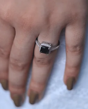 Black Stone Women Rings in Pakistan