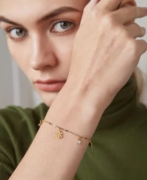Online Gold Women Bracelet Pakistan