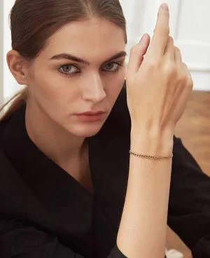 Online Gold Women Bracelet Pakistan