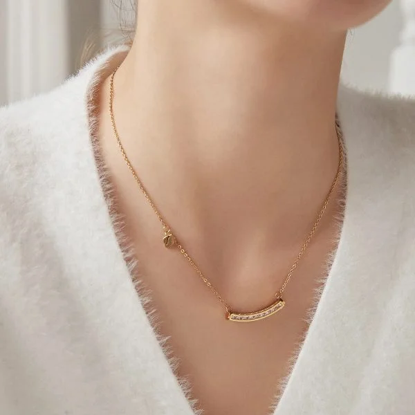 Online Gold Women Necklace Pakistan