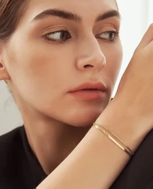 Online Gold Women Bracelet Pakistan