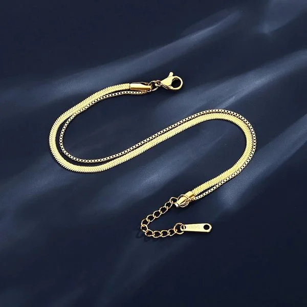 Online Gold Women Bracelet Pakistan