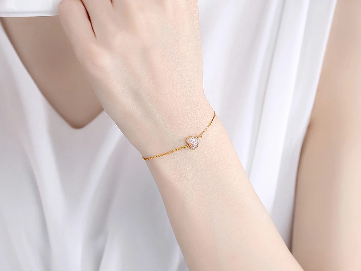Designer Gold Chain Bracelet For Women And Men Two Color Overlapping,  Diamond Accents, Simple And Elegant Diamond Bangles Set Wholesale Price  From Elegantmaria, $26.51 | DHgate.Com