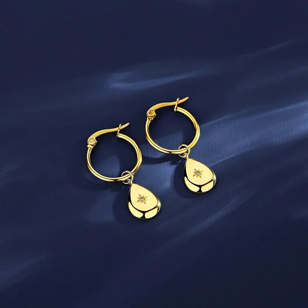 Online Gold Earrings in Pakistan