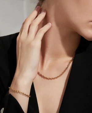 18K Gold Minimal Jewellery Pakistan