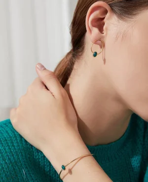 Gold Elegant Earrings in Pakistan