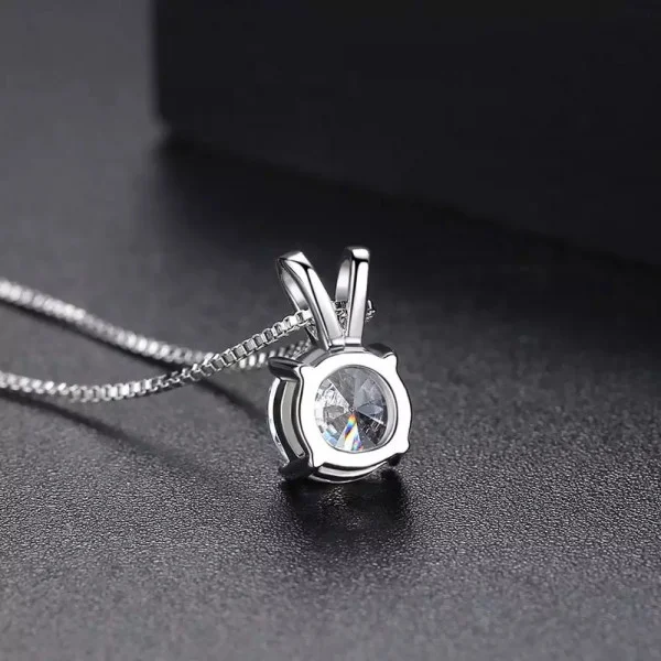 Silver Necklaces in PakistanSilver Necklaces in Pakistan