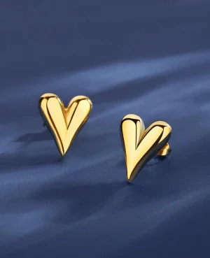 Women Gold Earrings in Pakistan