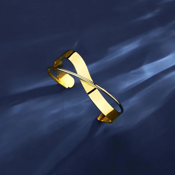 Gold Women Bangles in Pakistan