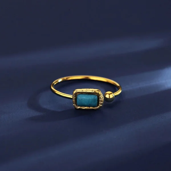 Gold Women Rings in Pakistan