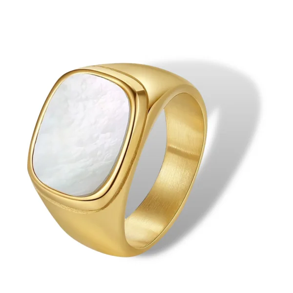 Gold Women Rings in Pakistan