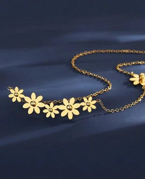 Gold Women Necklace in Pakistan