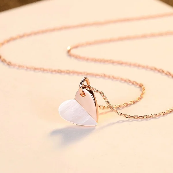 Fine Women Necklaces in Pakistan