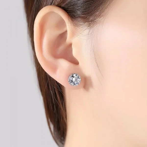 Diamond Earrings in Pakistan