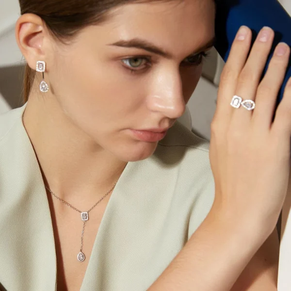 Luxury Women Rings in Pakistan