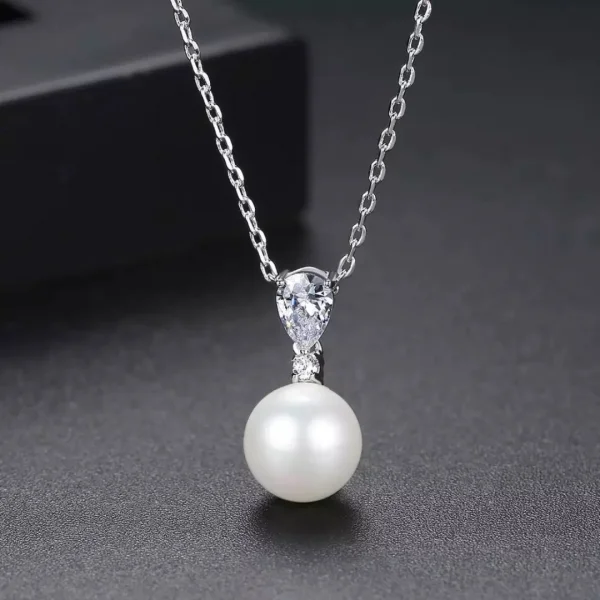 Pearl Necklace in Pakistan