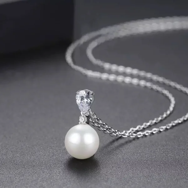 Pearl Necklace in Pakistan
