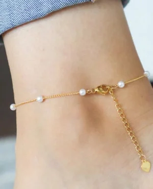 Modern Women Anklets in Pakistan