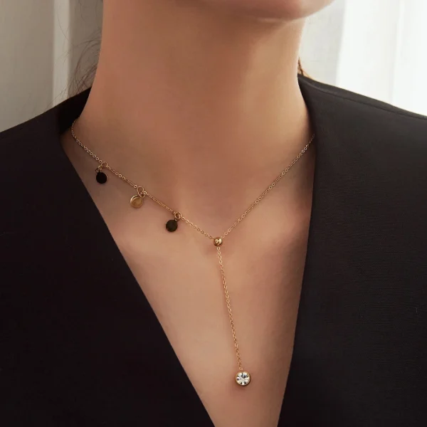 Modern Women Jewelry in Pakistan