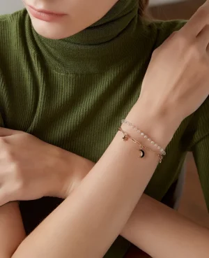 Modern Bracelets in Pakistan