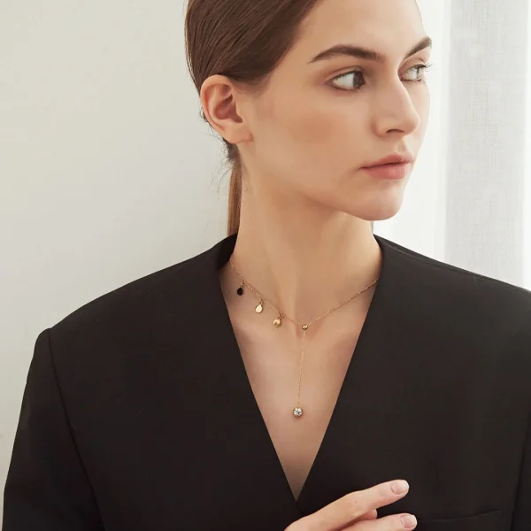 Modern Women Jewelry in Pakistan
