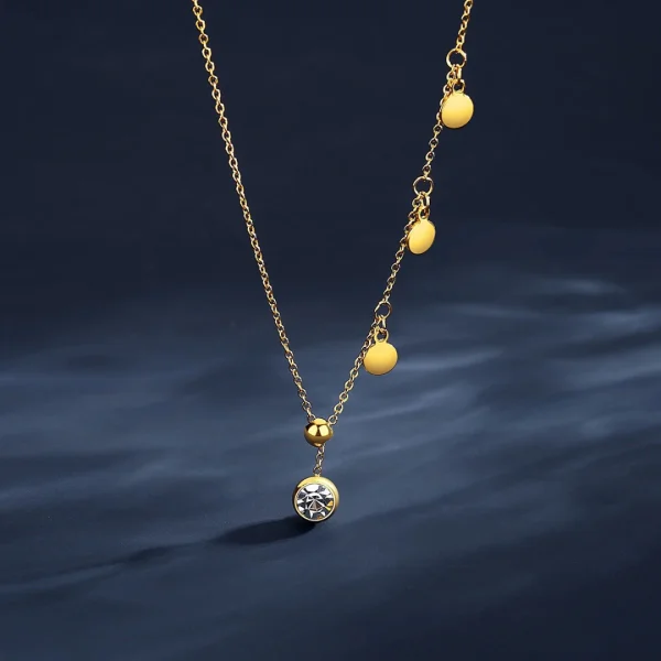 Modern Women Jewelry in Pakistan