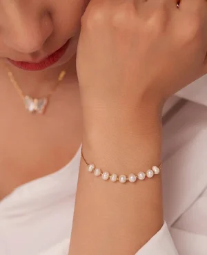 Pearl Bracelets in Pakistan