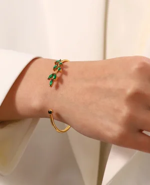 Green Stone Bangles in Pakistan