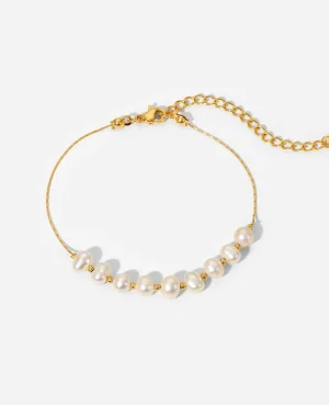 Pearl Bracelets in Pakistan