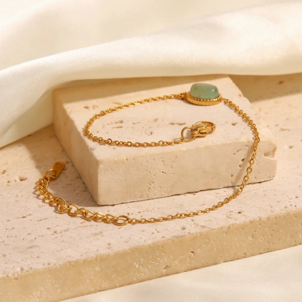 Delicate Bracelets in Pakistan