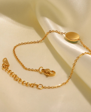 Delicate Bracelets in Pakistan