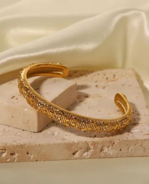 Gold Traditional Bangles in Pakistan